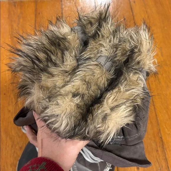 Sorel Joan of Arctic Winter Boot, Size 9.5 - Picture 5 of 7